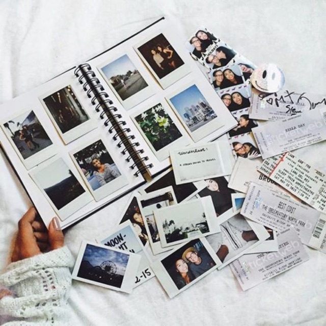 Cetak Foto ala Polaroid - Frame Putih - kualitas bagus high quality fast printing cepat selesai