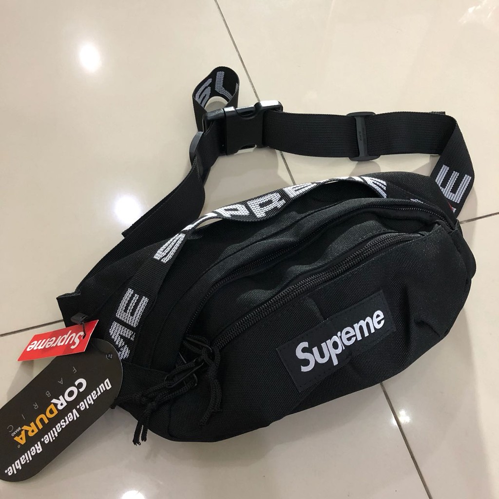 Tas Waistbag Supreme SS18 Hitam