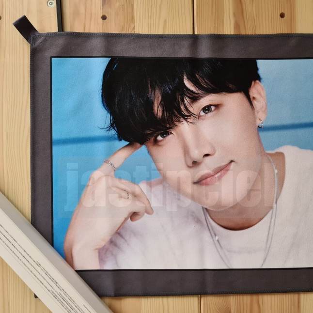 Merch BE - Fabric Poster Jhope - BTS