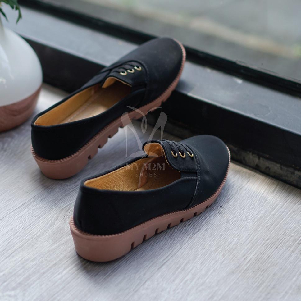 Vawel Sepatu Wanita Slip on Kasual ‣ GUM.20Au22х
