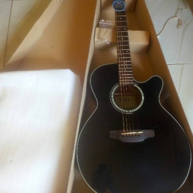 GITAR TAKAMINE ED2NC-BLK