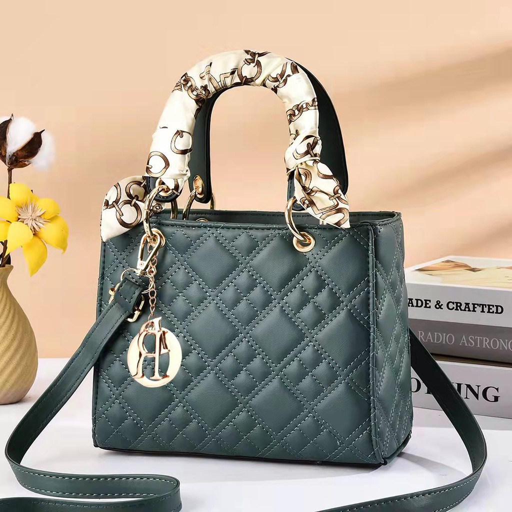 MV_Marvelouz MV137816 Tas Model HANDBAG Fashion Import Cantik Wanita(Talpan+syal) 1kg bisa 2 tas supplier tas import CR7816 BQ3567