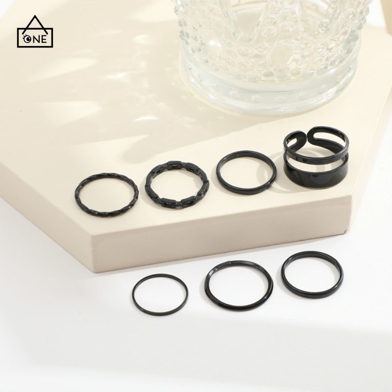 COD❤️ Cincin Gabungan Hitam Kepribadian Kreatif Set Kombinasi Hamparan Sederhana Set Cincin 7 buah