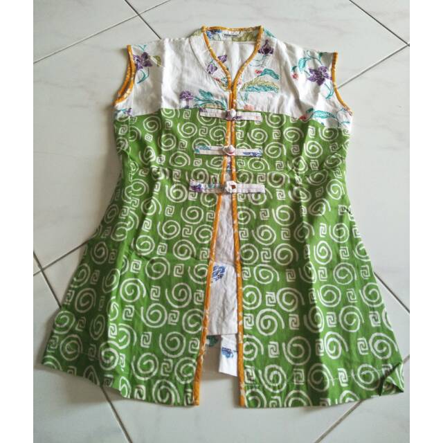 Atasan Cheongsam Batik Hijau