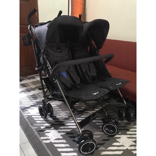 PRELOVED - STROLLER KEMBAR KERETA BAYI BABY TWIN TREVI S-2500 BABY ELLE