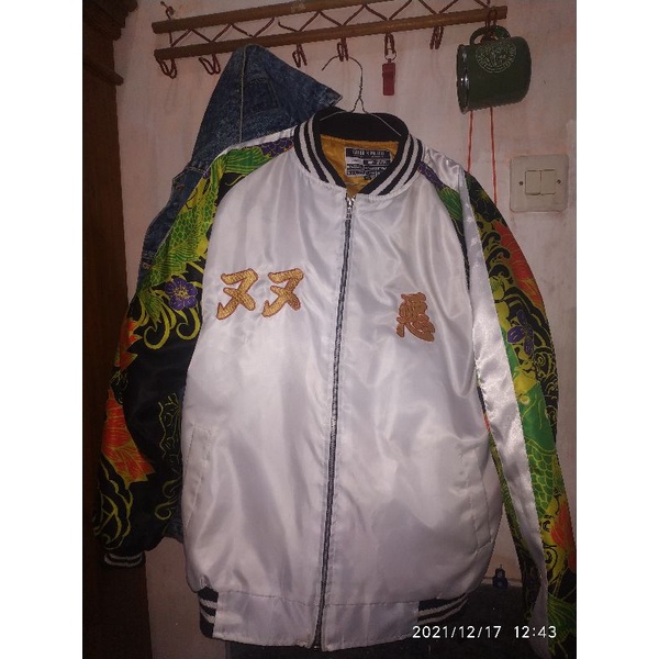 jaket sukajan smiley bekas
