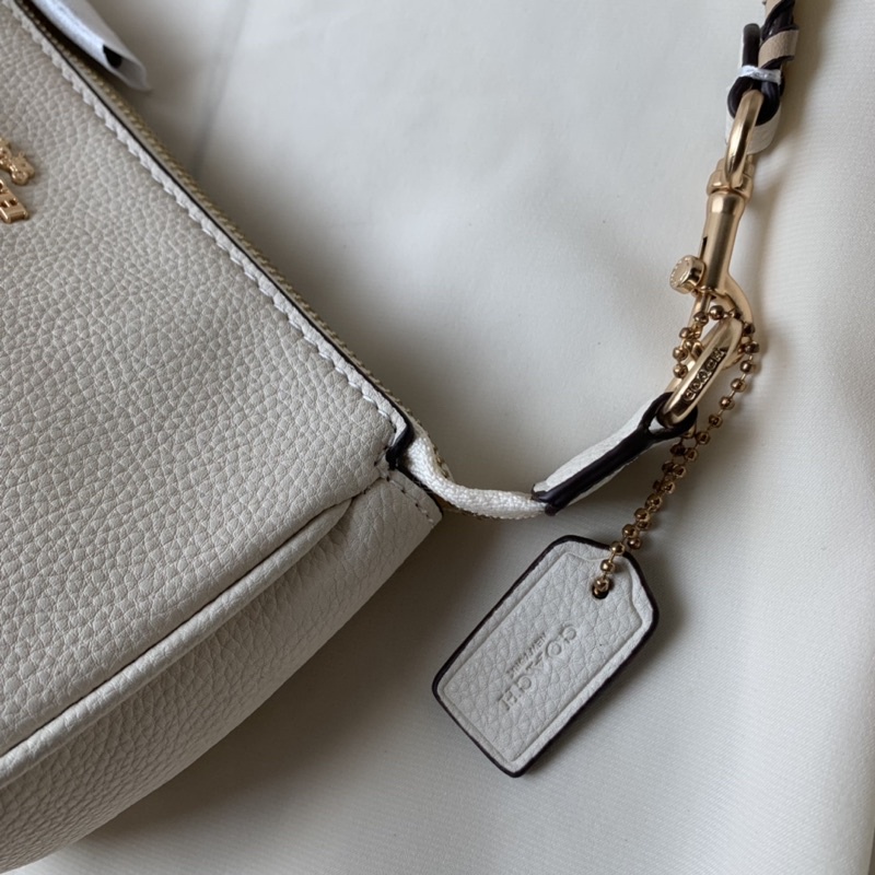 COACH NOLITA 19 WITH WHIPSTITCH(C 4223)