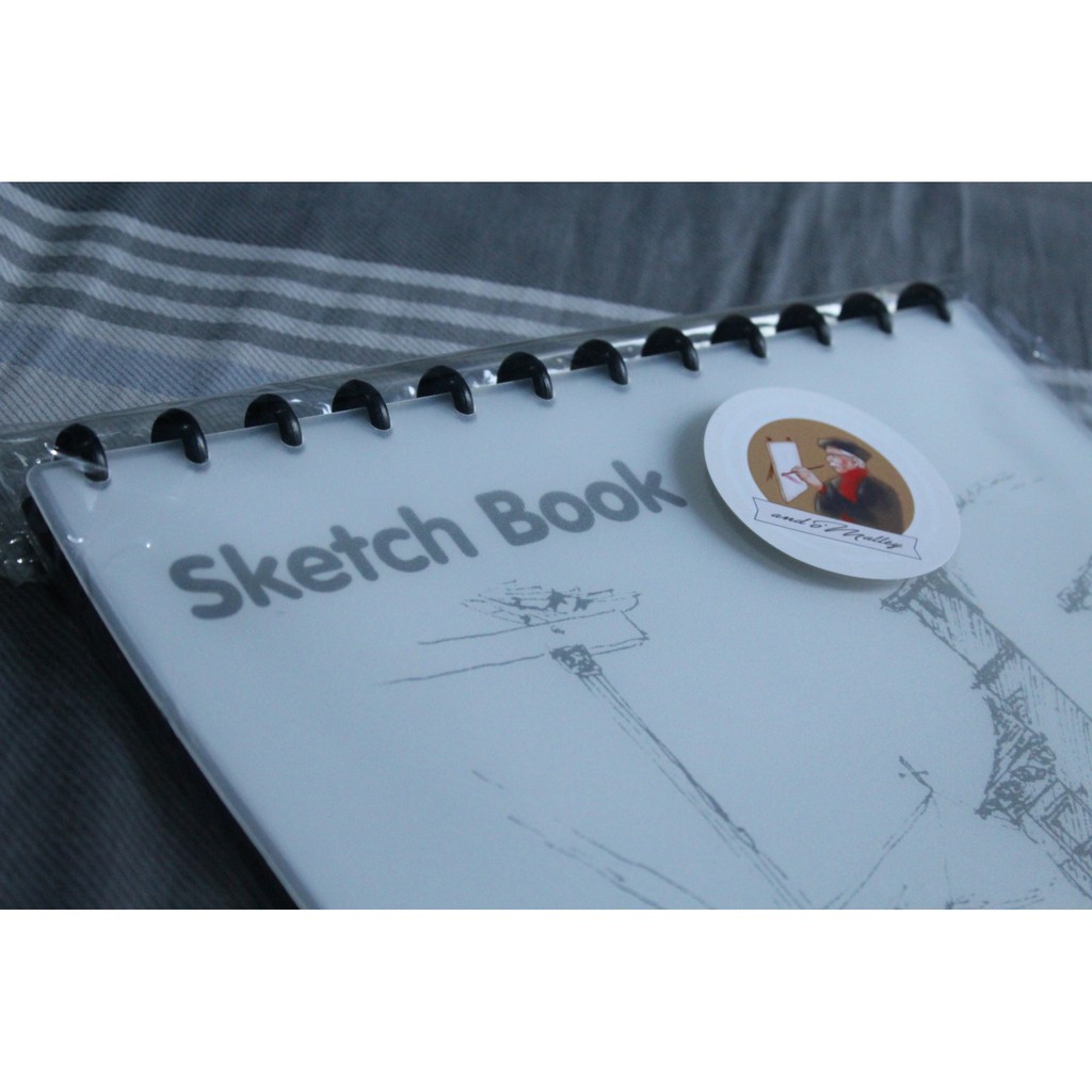 

Lyra Sketch Book