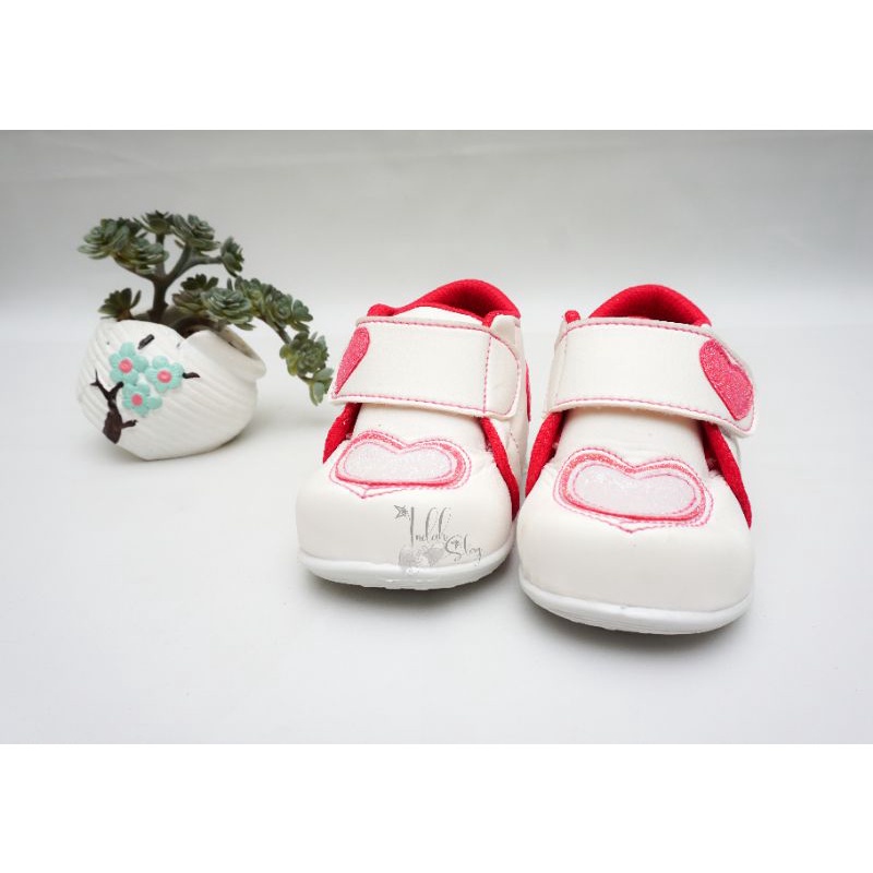 SEPATU ANAK PEREMPUAN SEPATU ANAK LOVE SEPATU BOOTS ANAK PEREMPUAN