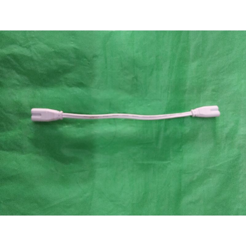 KABEL SAMBUNGAN LAMPU T4
