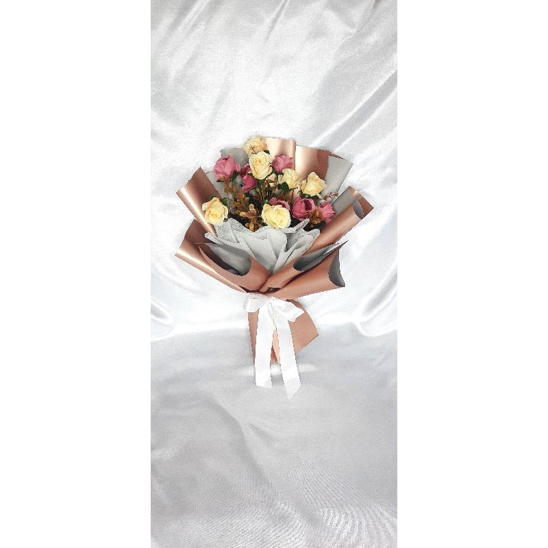 Buket Bunga Rose Artifisial / Buket Tangerang / Buket Wisuda / Buket valentine