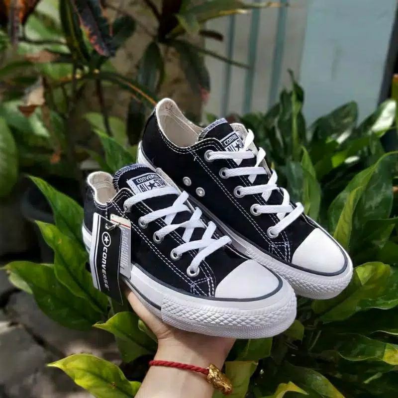 Sepatu Sneakers Kasual Tali Pria Wanita Converse All star Sepatu Sekolah Kerja Kuliah