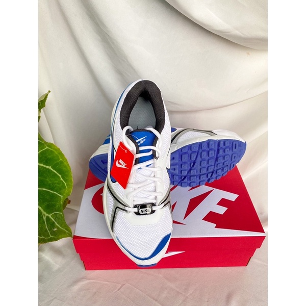 SEPATU RUNNING / SEPATU OLAHRAGA 