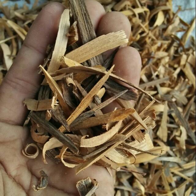 

Gaharu buaya cincangan aromaterapi