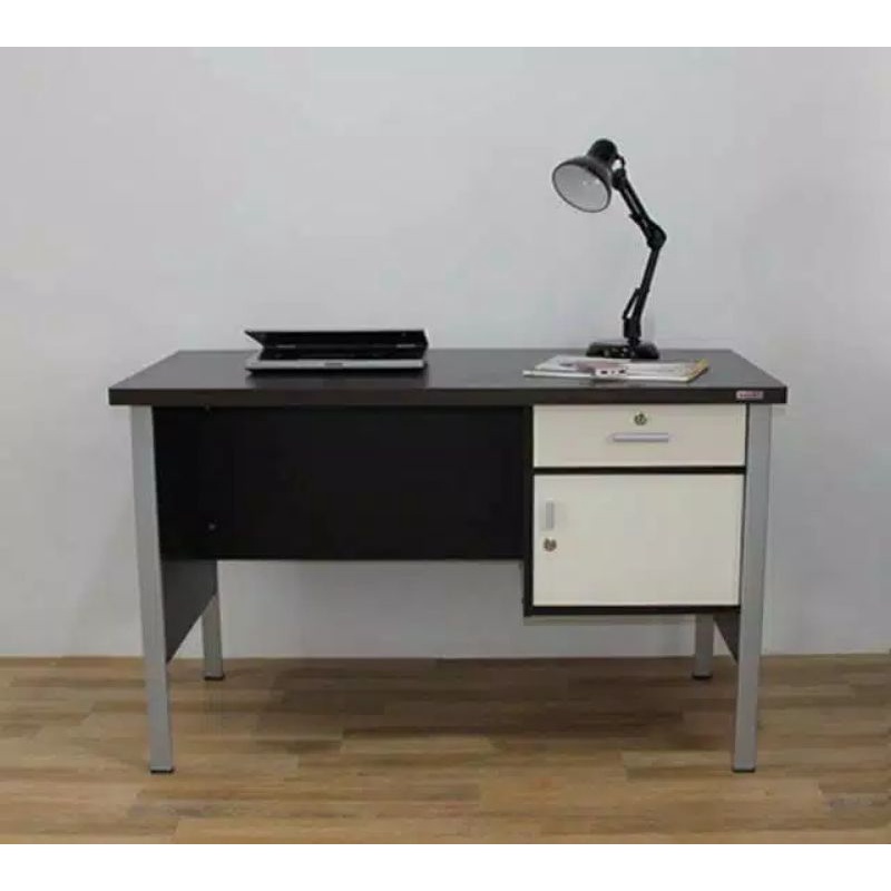 MEJA TULIS KAKI BESI MEJA KANTOR MURAH MEJA KERJA MEJA ADMIN KASIR RESEPSIONIS MEJA KASIR MEJA GURU 