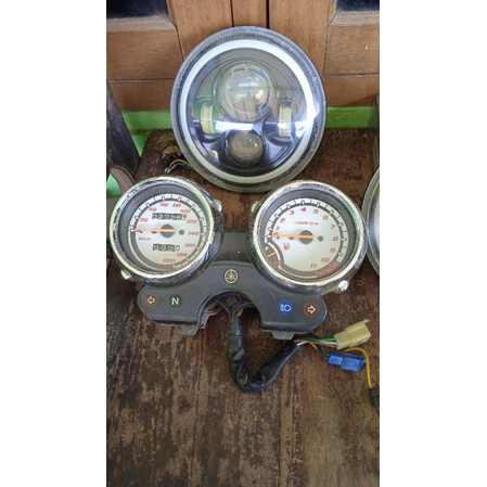 speedometer scorpio z original