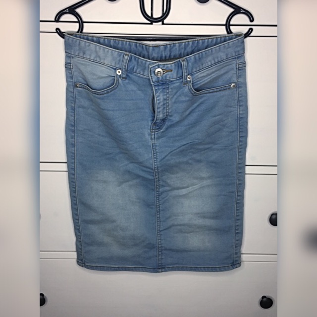 PRELOVED GU Jeans pencil skirt  size M (strech)