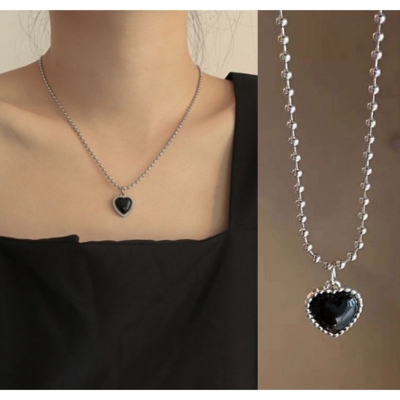 WB267 Kalung Liontin Love Hitam