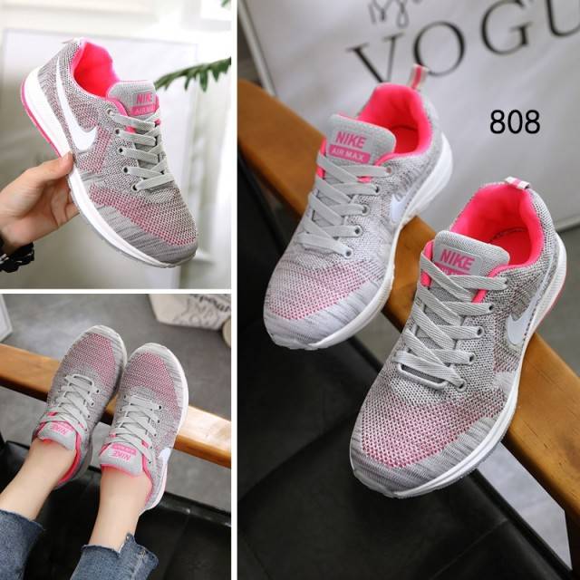 Nike Women Sport 808