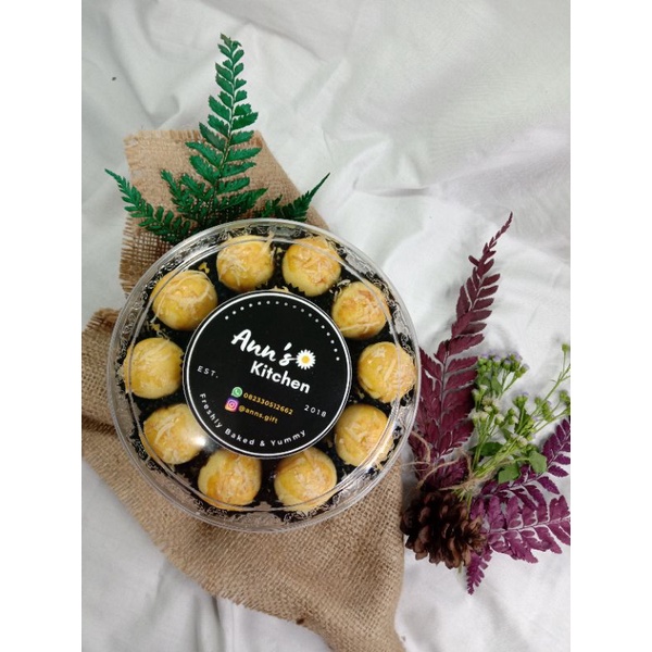 

[Toples 500gr] Kue Lebaran NASTAR Nastar/Stroberi