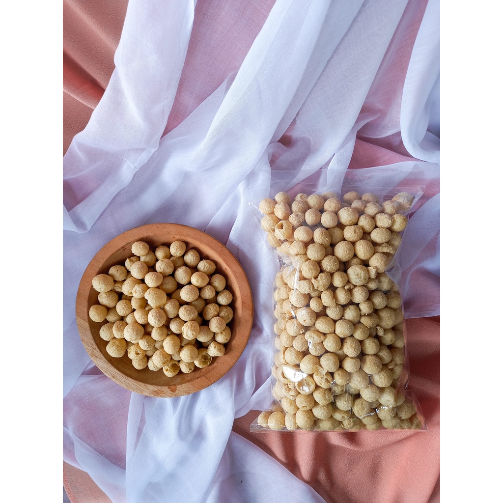 

Keripik Tahu Bulat / Tahu Sutra Kemasan 250gr Rasa Gurih Asin