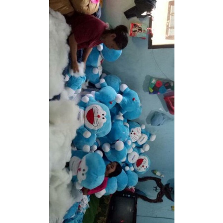 Boneka doraemon jumbo 65cm xxl bahan yelvo impor