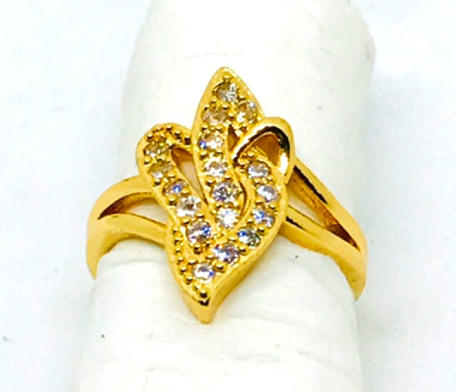Cincin wanita // cincin permata //cincin lapis emas //cincin replika berlian //cincin