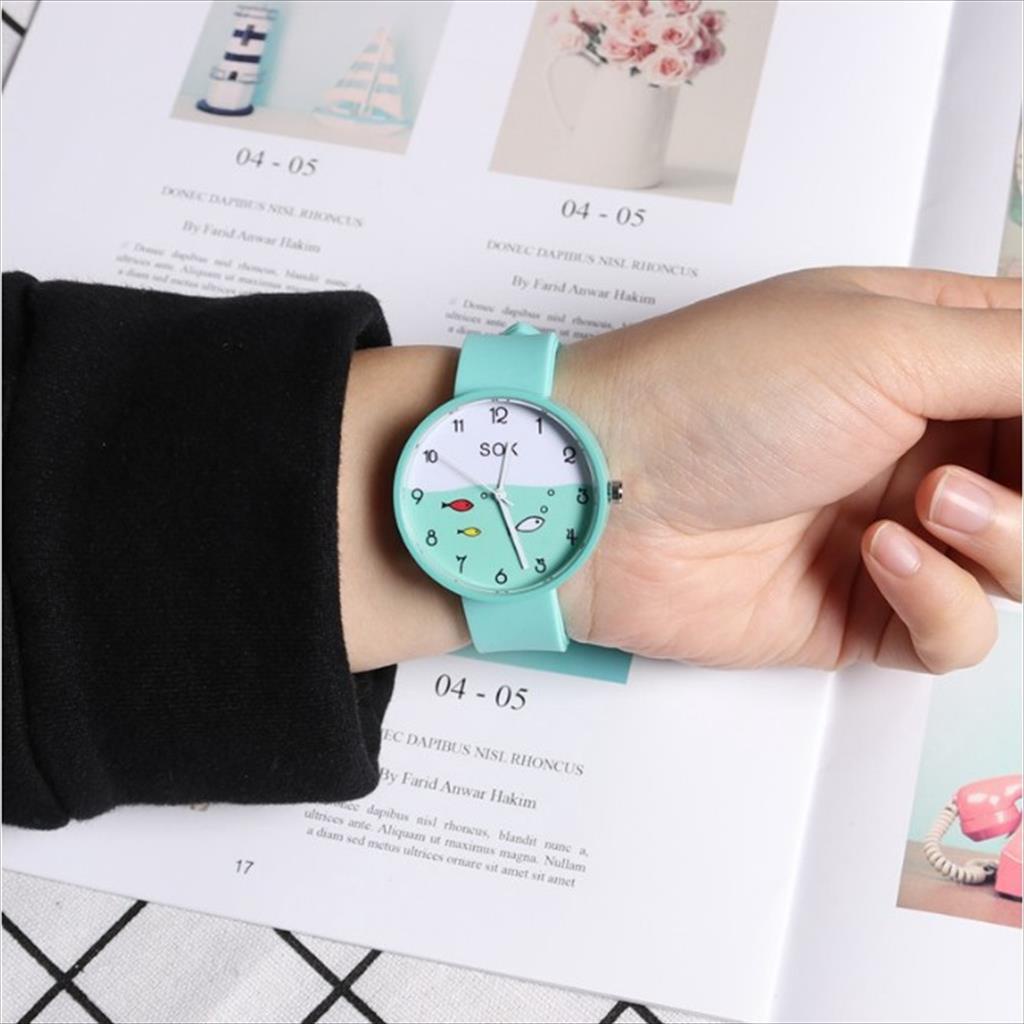 LS 155 - Jam Tangan Wanita IKAN Warna Warni Casual Jelly Men And Women Watch