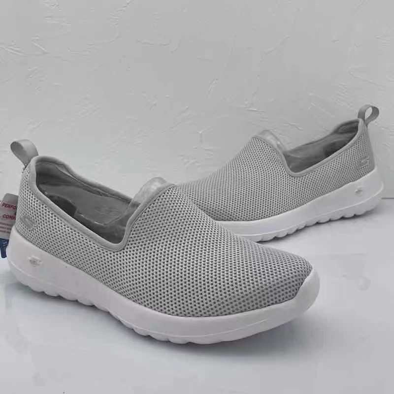 SKECHERS sepatu sneakers wanita tanpa  shoes  slip