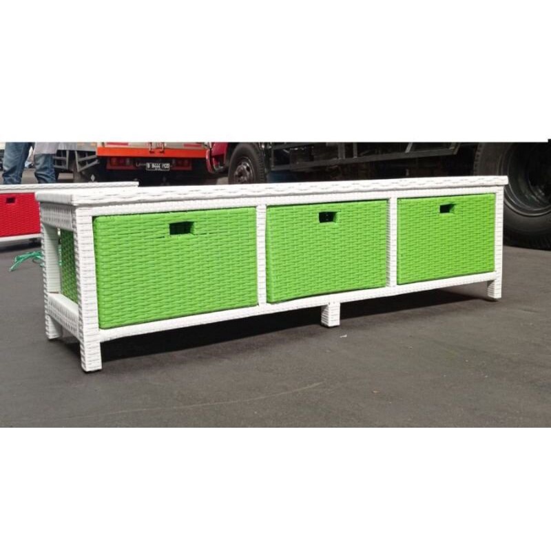 bufet minimalis rotan sintetis 3 slide