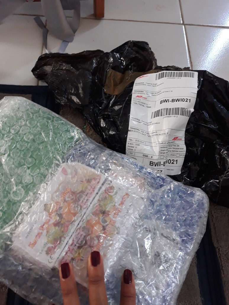 Rantang Stainless Susun 5 Dengan Tutup ( Isi 5 Panci)