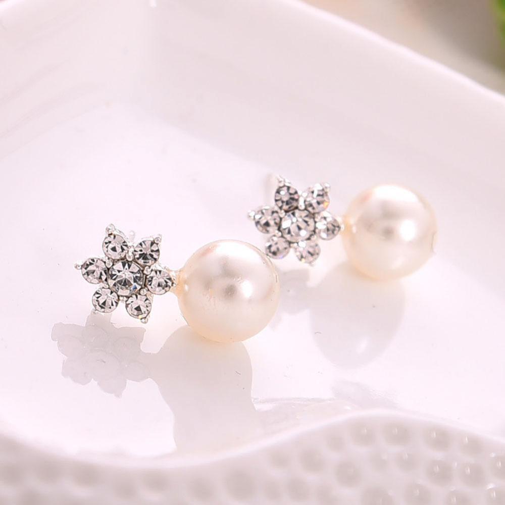 Timekey 1 Pasang Anting Tusuk Desain Snowflake Hias Mutiarakristalberlian Imitasi Untuk Wanita A7K5