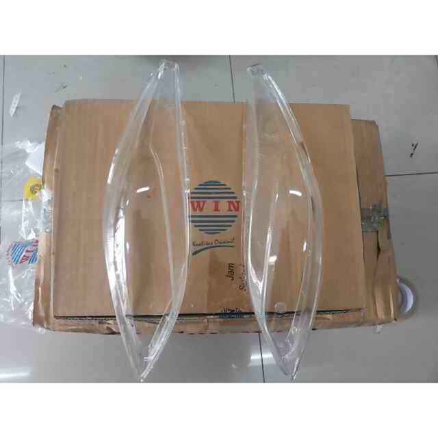 WIN - Mika Kaca Lampu Sen Depan Jupiter Z 2010 Robot Salib