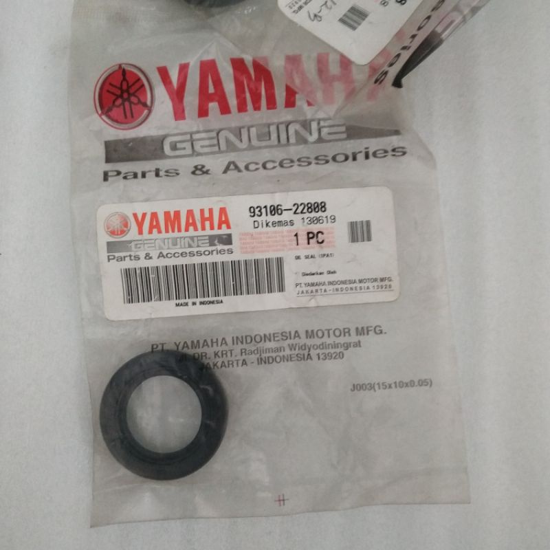 SEAL RODA BELAKANG VIXION NEW R15 XABRE / 93106-22808
