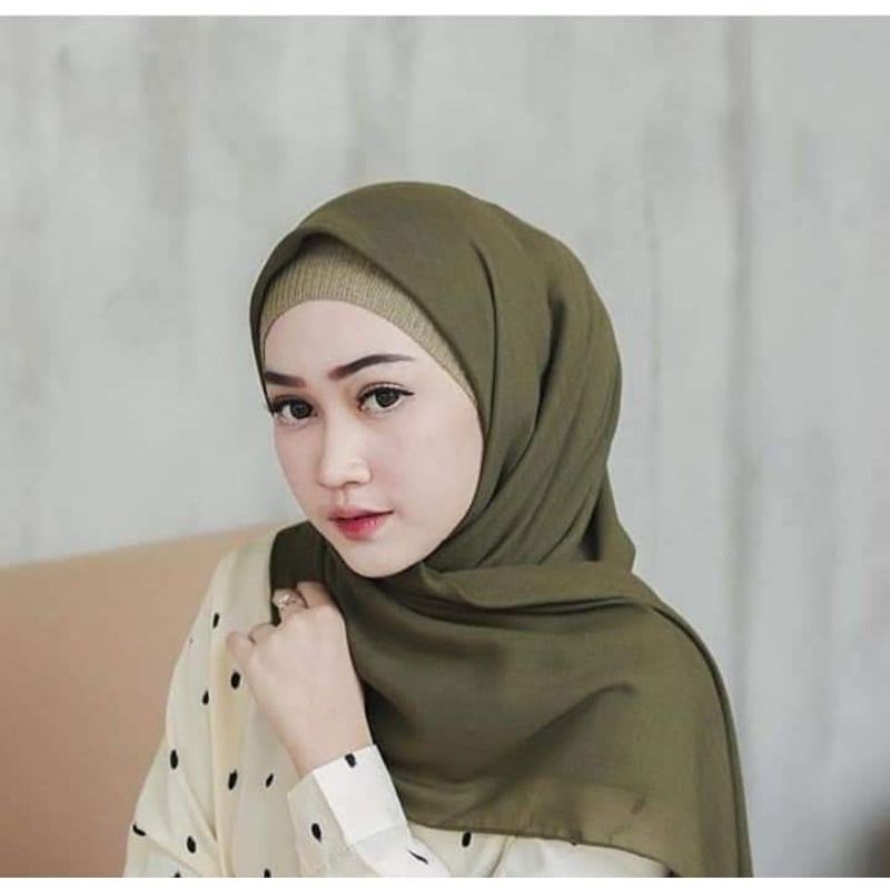 Hijab Segiempat Umama Polos /Basic Voal Premium Jahit Tepi