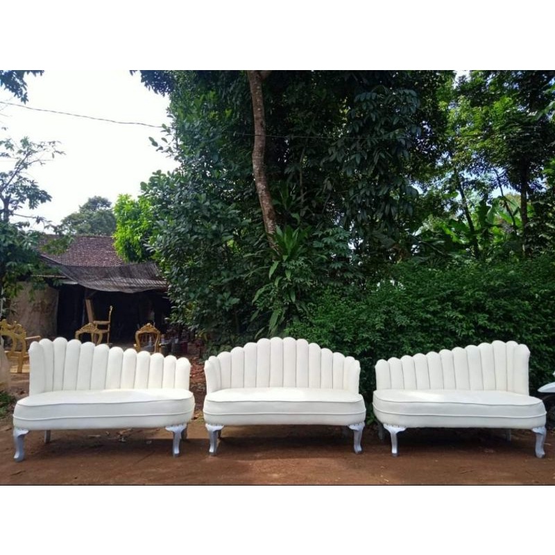 kursi pengantin / kursi pelaminan / kursi akad / kursi wedding / dekorasi wedding / backdrop / kursi