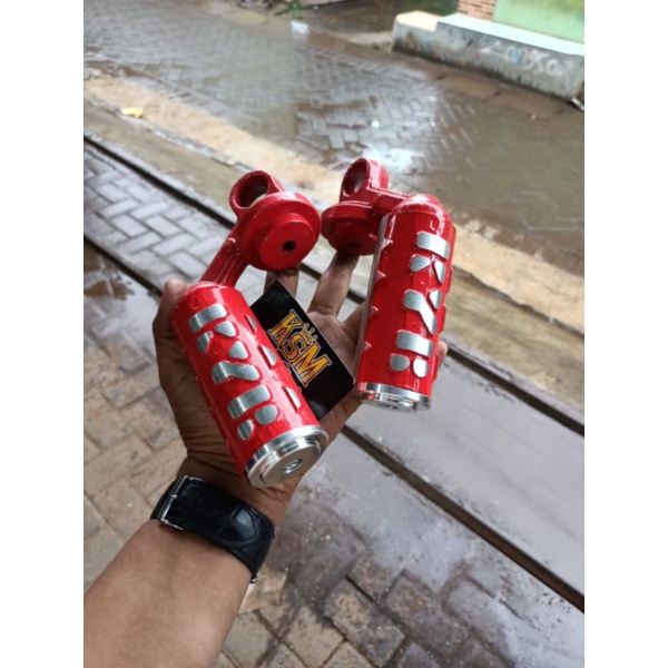 tabung skok kyb warna merah