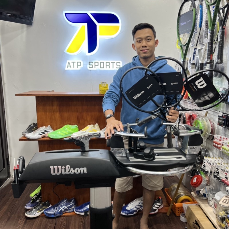 Jasa Pasang Senar Raket Tenis Profesional dengan Mesin Digital, Tension Dapat Disesuaikan