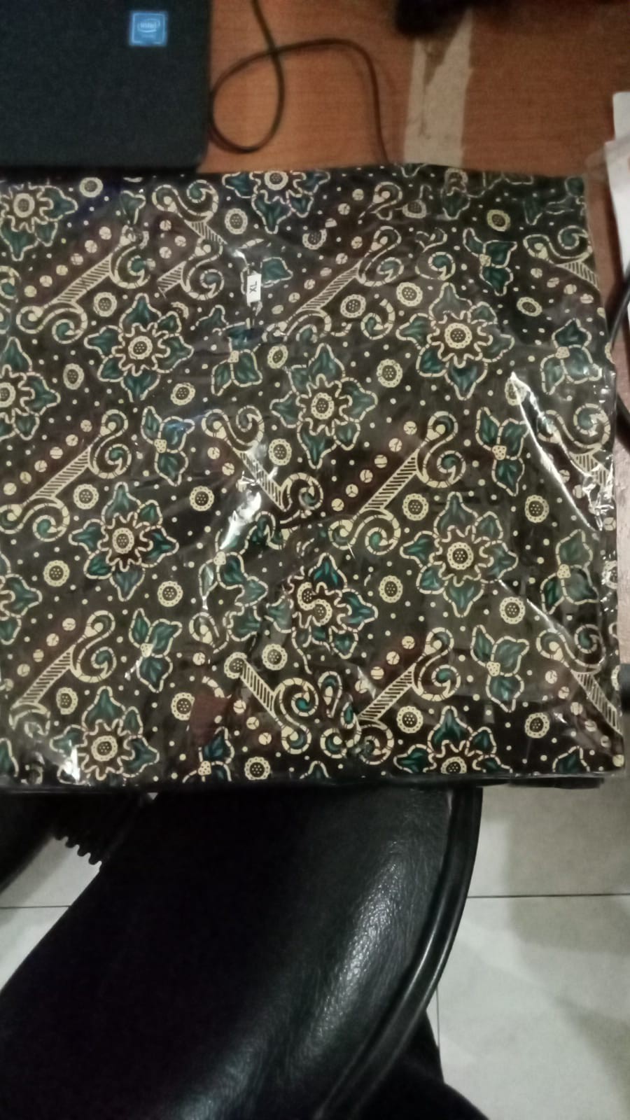Maura Couple - Sania Ruffle Batik Couple