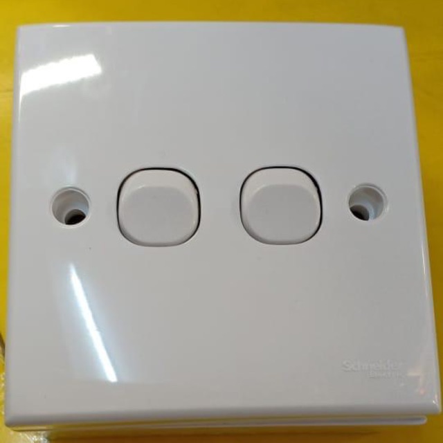 Saklar Double Clipsal