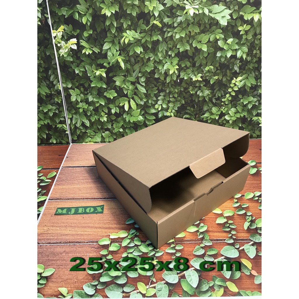 

Kardus Uk. 25x25x8 cm......Die cut untuk packing aksesoris dll, model box pizza