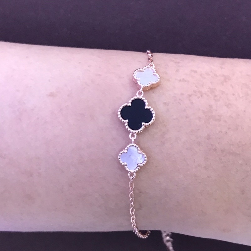 GELANG EMAS VANCLEEF 750 GGE0571