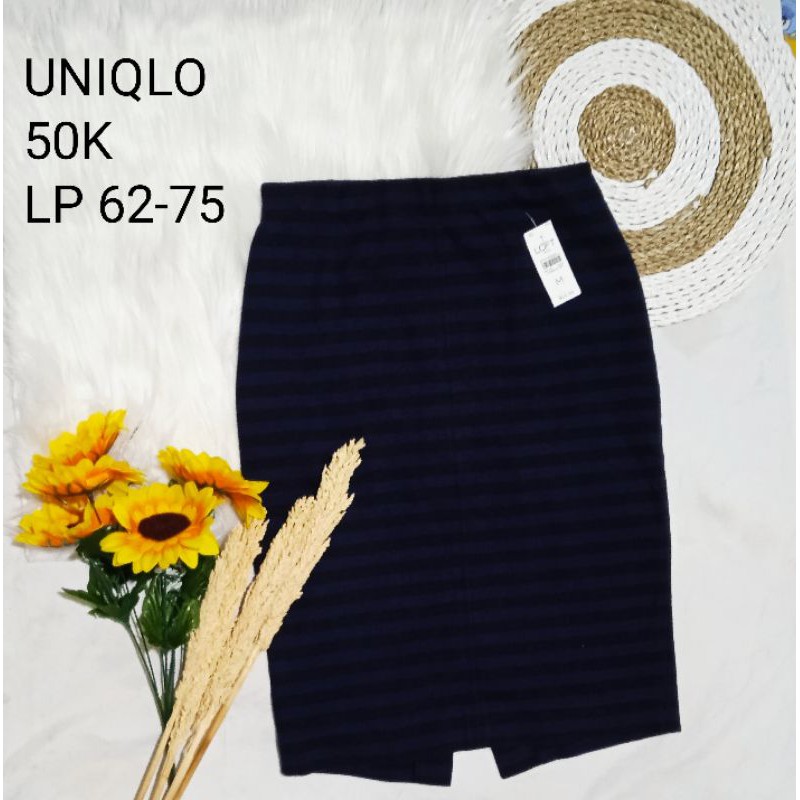 mini skirt uniqlo