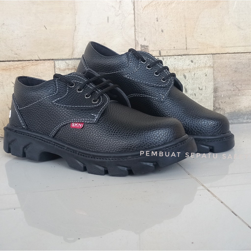 Sepatu Safety Anti Licin King SKN Kulit Asli Kantor Pabrik Pom Las Pria Wanita