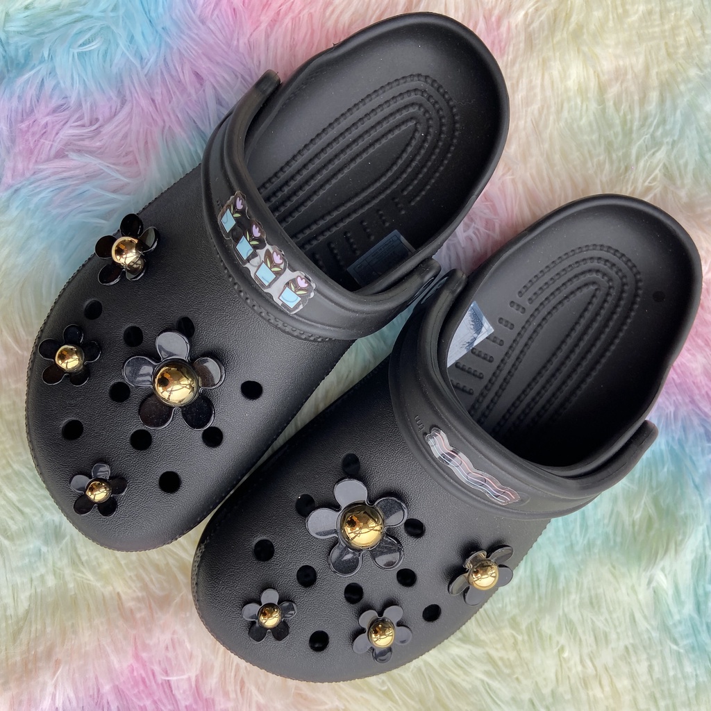 aksesoris wanita sendal crocs wanita aksesoris bunga diy ins crocs jibbitz【sepatu tidak termasuk】