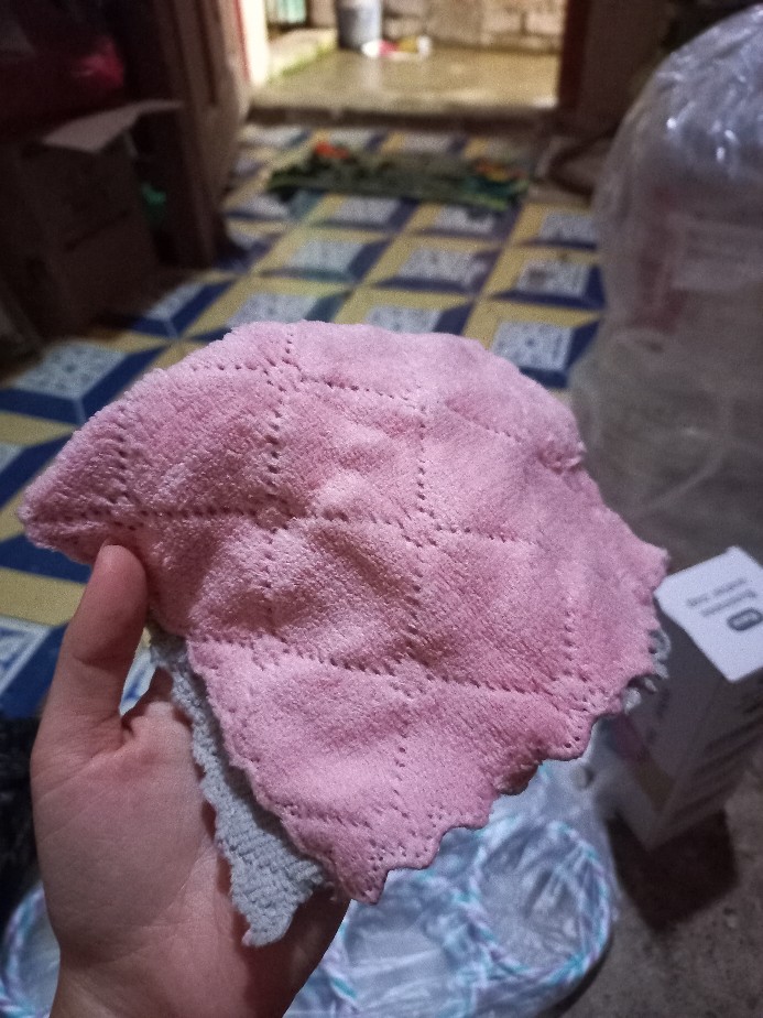Gantungan Jilbab / Syal 28 Lubang - Hanger Gantung Multifungsi