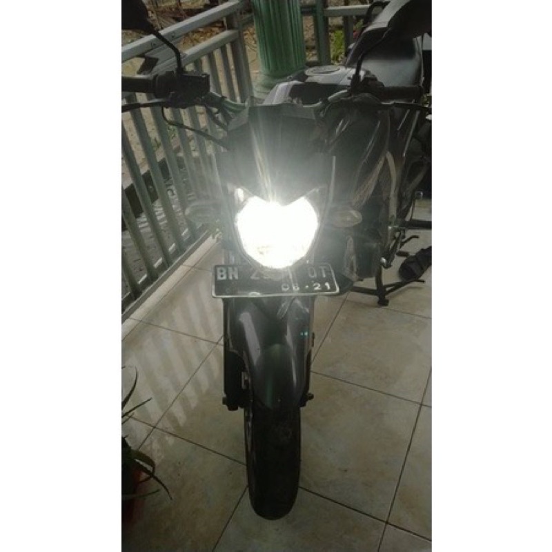 PROMO Lampu Led H4 12 Mata 3 Sisi Bohlam Utama Motor 12 Led H4 HS1 12 Led Vixion Byson Scoopy Fi Ninja Lama Ninja R/RR 150