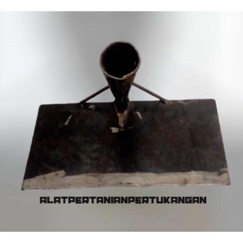 cangkul pacul lebar/garukan sampah besi baja