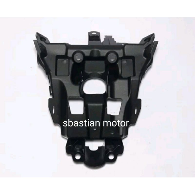 batok belakang cover dudukan lampu riting CB 150 R lama old