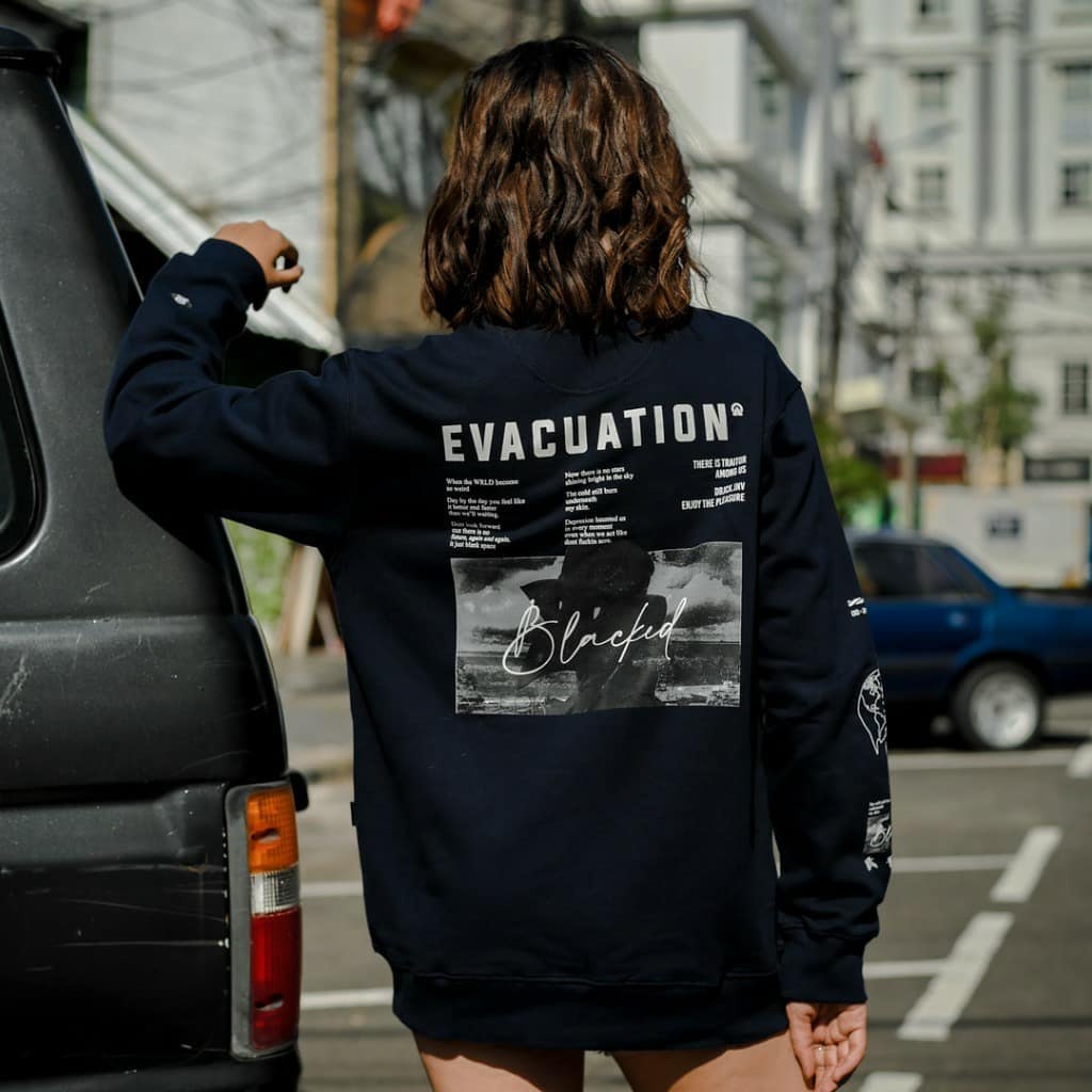 Crewneck Dobujack Sweater Evacuation Black Premium Sweater